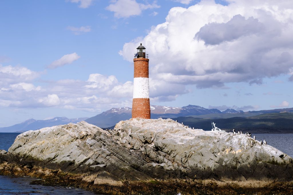 10 Curious facts about the Les Eclaireurs Lighthouse